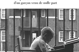 Sans classe ni place : l'improbable histoire d'un garçon venu de nulle part.jpg